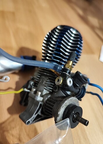 Traxxas revo 3.3 komple motor ve ez start sistem