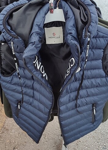 Moncler Moncler şişme yelekler 