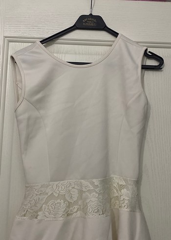 Dantel Detaylı Beyaz Mini elbise - Görsel 3