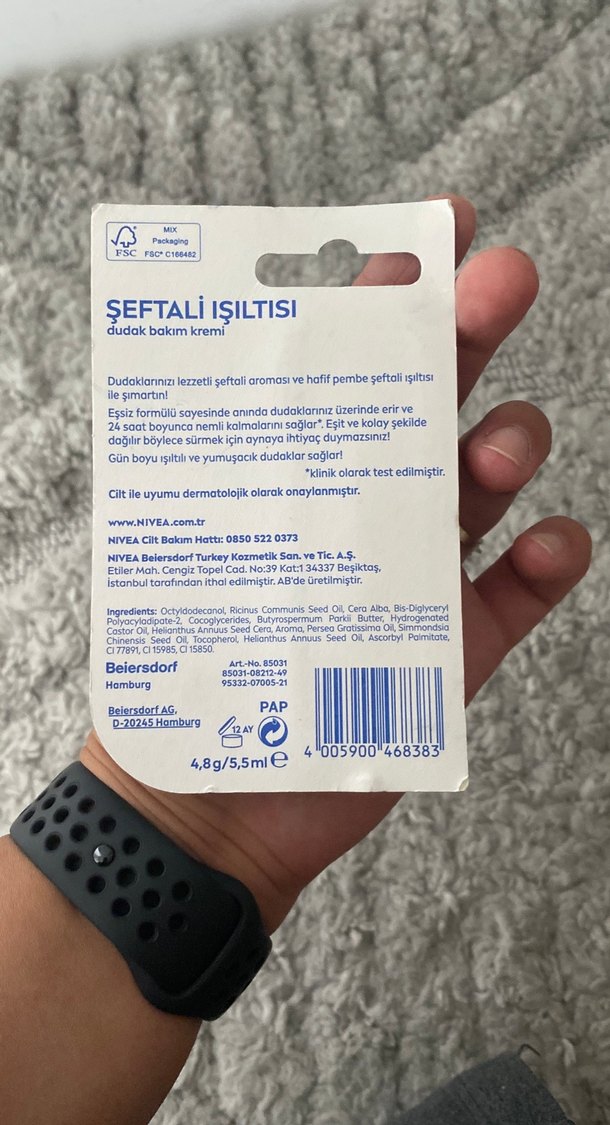 Nivea Şeftali Işıltılı Dudak Balmı - Görsel 2