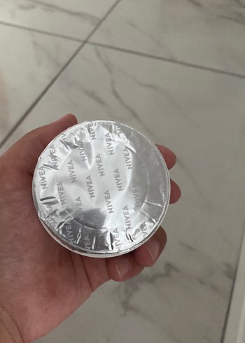  Beden Renk Nivea Soft Nemlendirici Krem