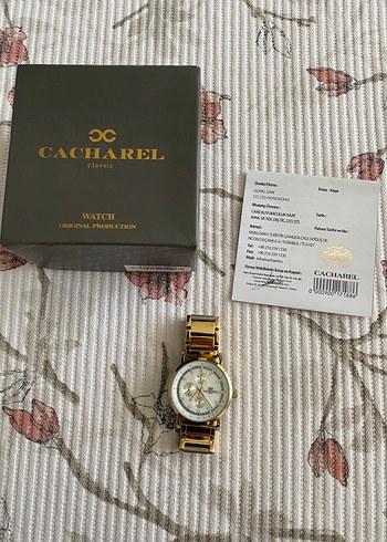 Cacharel Altın Zincir Detaylı Kadın Saati