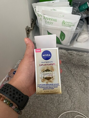 Nivea Nivea Çatlak Karşıtı Vücut Yağ Serumu