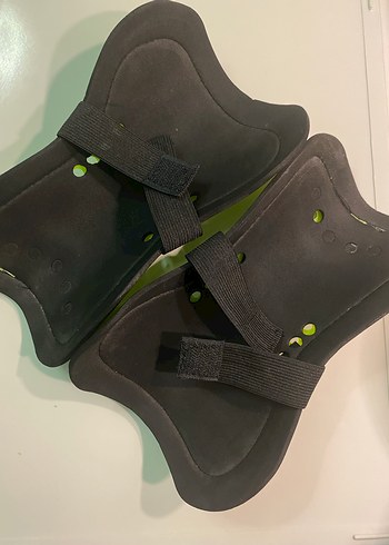 2 adet futbol tekmelikler Renkli Biker Spor Dizlikler - Görsel 3