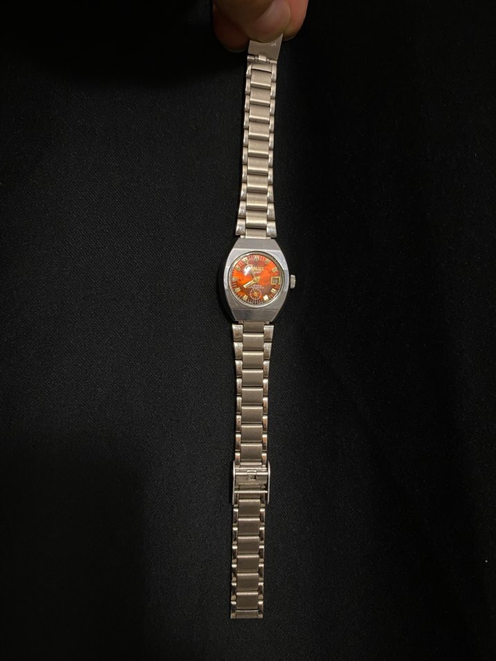 İSVİÇRE MALI VIALUX MARKA KURMALI KADIN KOL SAATİ - Görsel 3