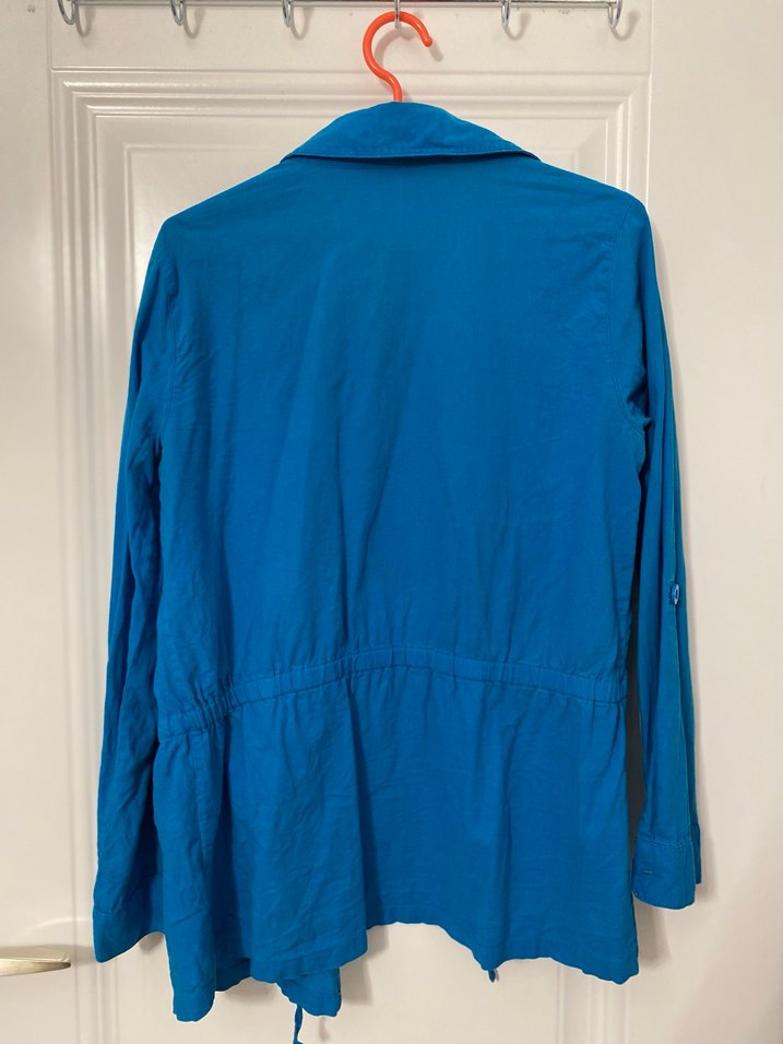 Mavi Düğmeli Uzun Kollu Keten Kadın Gömlek - Görsel 3