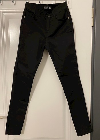 Düğmeli Siyah Kadın Kot Pantolon - Görsel 2