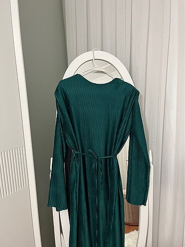 Düğünlük şık günlerde kullanılabilir - Görsel 2