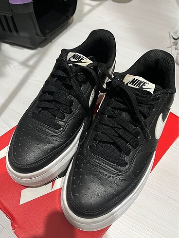 36,5 Beden Orjinal Nike Court Vision Alta