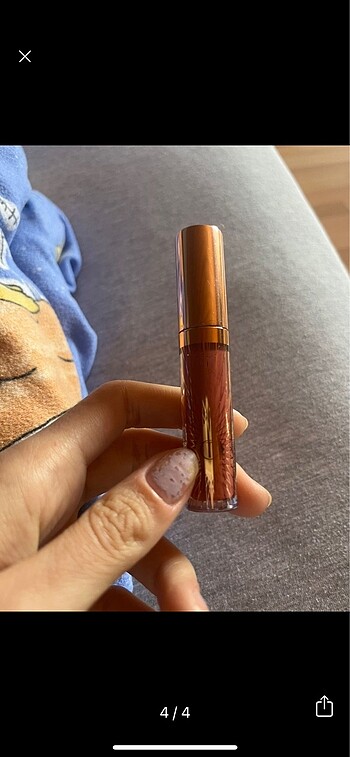 Gloss tilbury