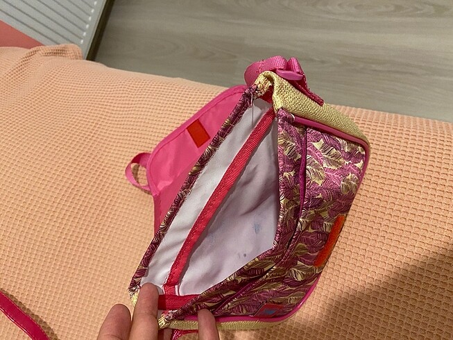 Beden Winks çanta (orijinal) hasarsız kullanılmamıştır