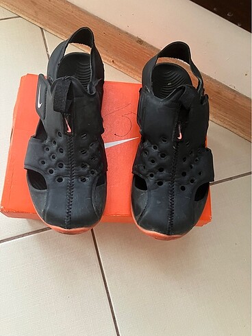 Nike sunray 29,5 numara