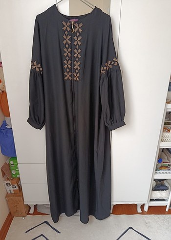 Nakışlı Siyah Uzun Ferace - Görsel 3