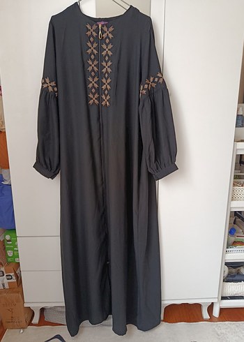 Nakışlı Siyah Uzun Ferace - Görsel 2