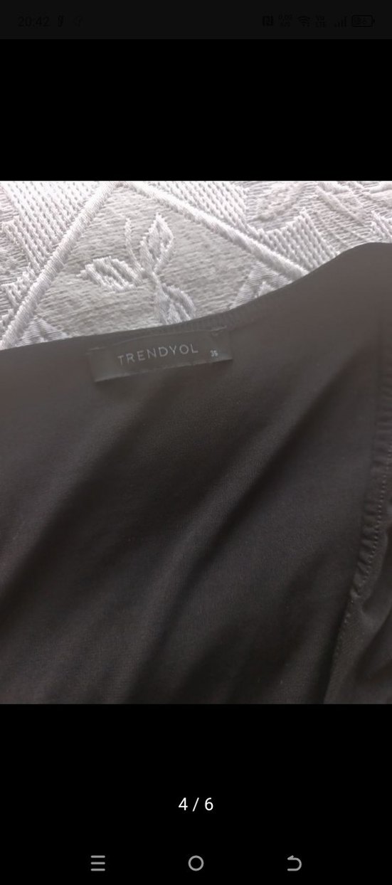 Siyah V Yakalı Drapeli Uzun Kollu Bluz - Görsel 2