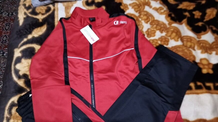 Erkek çocuk eşofman takımı