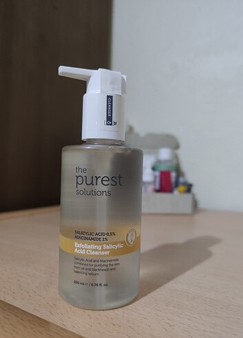 the purest solutions yüz temizleme jeli 200 ml