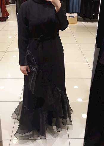 Siyah Nakışlı Uzun Kollu Gotik Abiye Elbise