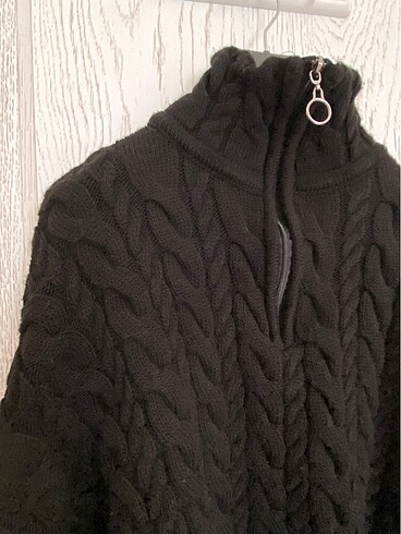 Zara sweatshirt