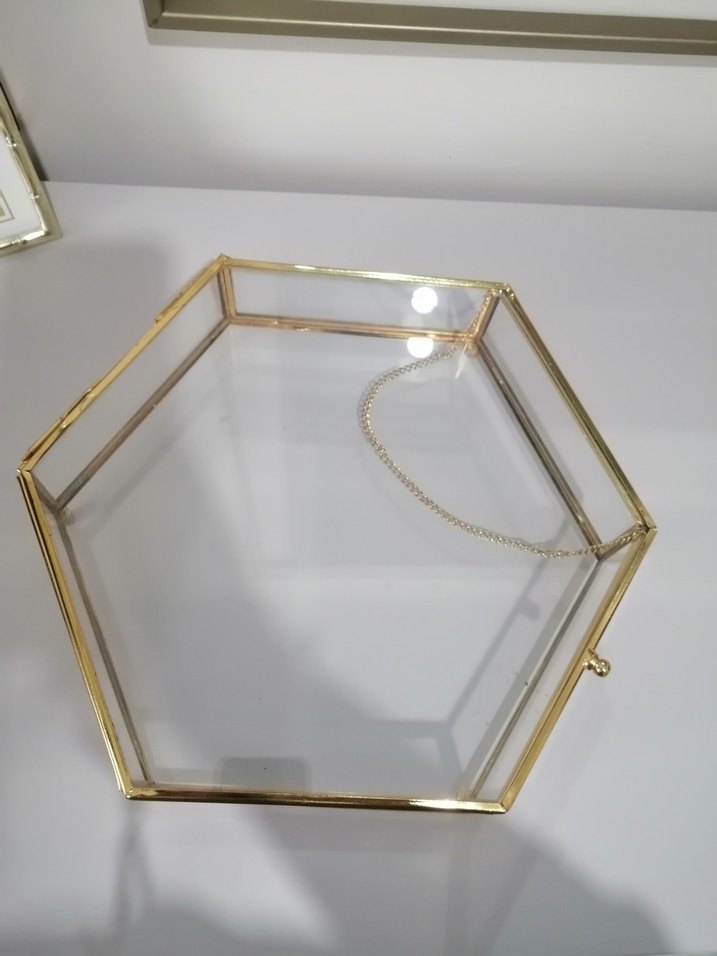 Altıgen Altın Renk Makyaj Organizeri - Görsel 3