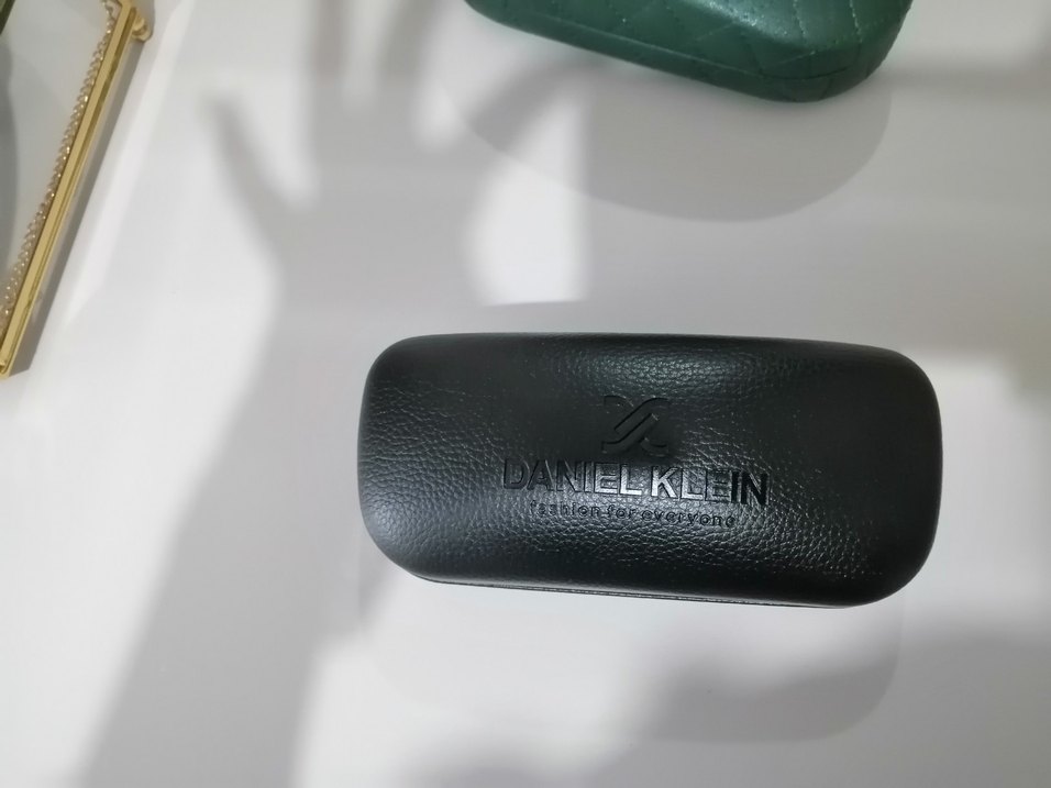 Gri Şeffaf Kadın Gözlüğü - Görsel 4