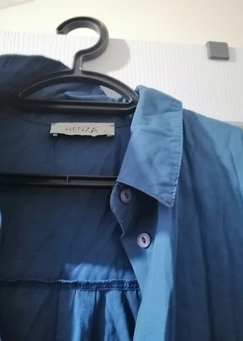 Mavi uzun kollu tesettür gömlek - Görsel 4