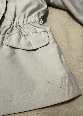 Kız Çocuk Kapüşonlu Düğmeli yağmurluk - Görsel 5