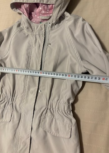 Kız Çocuk Kapüşonlu Düğmeli yağmurluk - Görsel 7