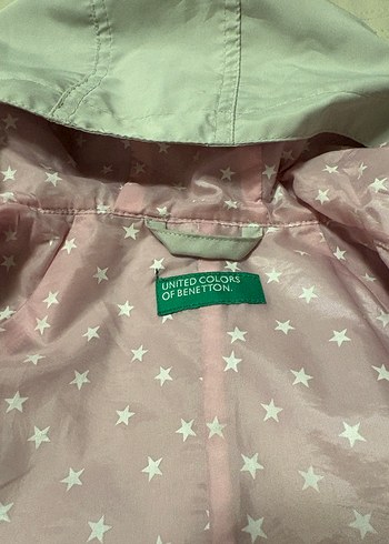 Kız Çocuk Kapüşonlu Düğmeli yağmurluk - Görsel 3