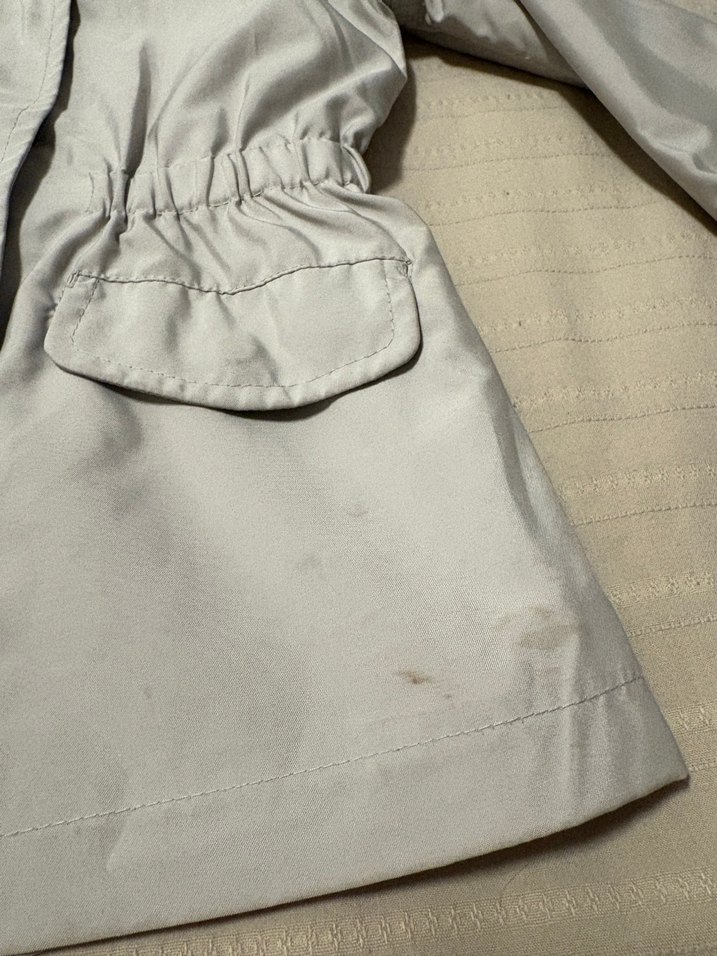 Kız Çocuk Kapüşonlu Düğmeli yağmurluk - Görsel 5