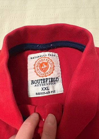 Kırmızı Düğmeli Erkek Polo Tişört - Görsel 3