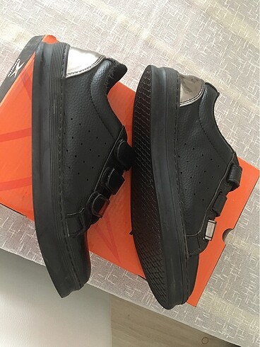 39 Beden siyah Renk Collezione ayakkabı