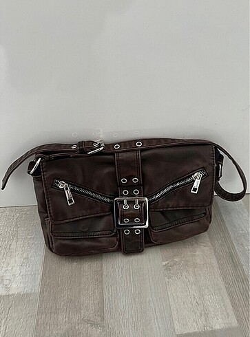 Stradivarius stradivarius canta