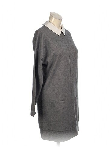 Diğer PreLoved Kısa Elbise %70 İndirimli.