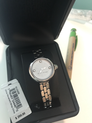 Marc Jacobs Orjinal marc jacobs saat