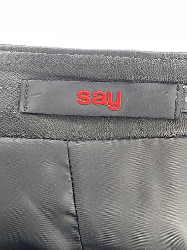 s Beden siyah Renk PreLoved Midi Etek %70 İndirimli.