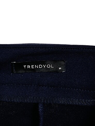 m Beden lacivert Renk Trendyol & Milla Kumaş Pantolon %70 İndirimli.