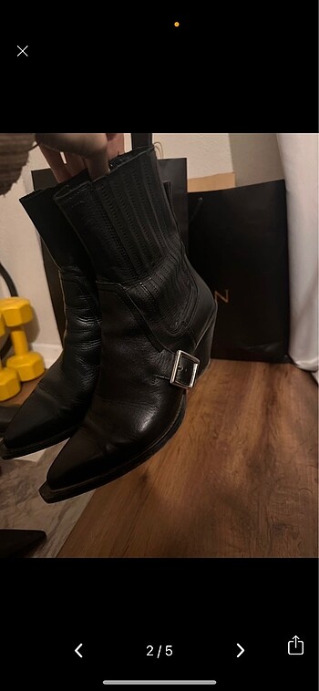 Zara zara western bot