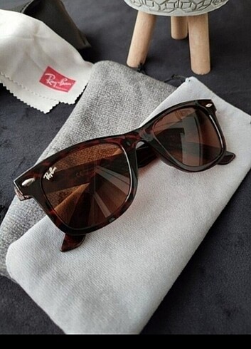 Rayban wayfarer leopar yarı eğimli model