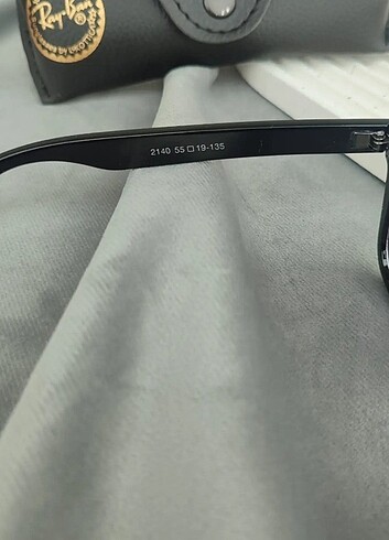 Beden Rayban wayfarer parlak siyah eğimli