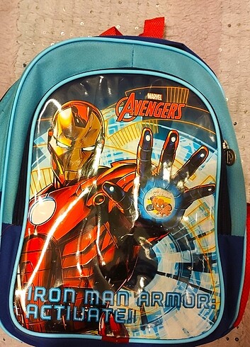 Marvel okul çantası 