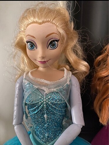  Beden Karlar ülkesi anna ve elsa