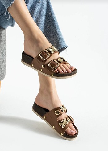 Kahverengi Deri Kemerli Kadın Terlik - Görsel 4