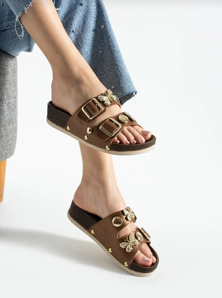 Kahverengi Deri Kemerli Kadın Terlik - Görsel 4