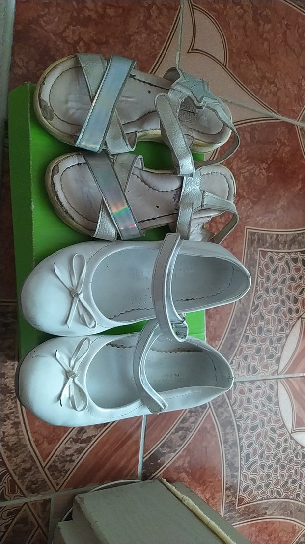 Kızlar için Beyaz Tokalı Bale Ayakkabısı - Görsel 2