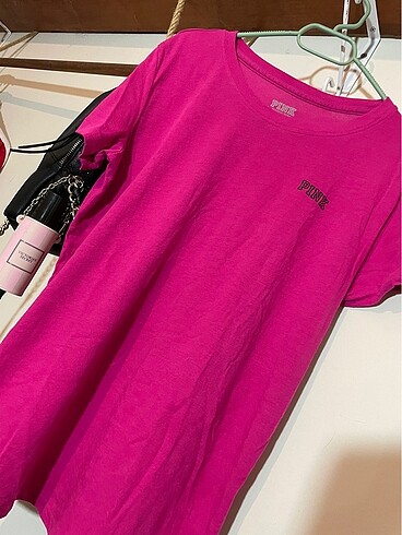 Victoria s Secret Pink tişört