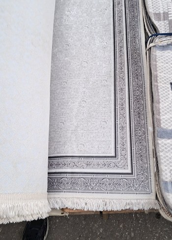 Gri Yılan Desenli Halı - Görsel 4