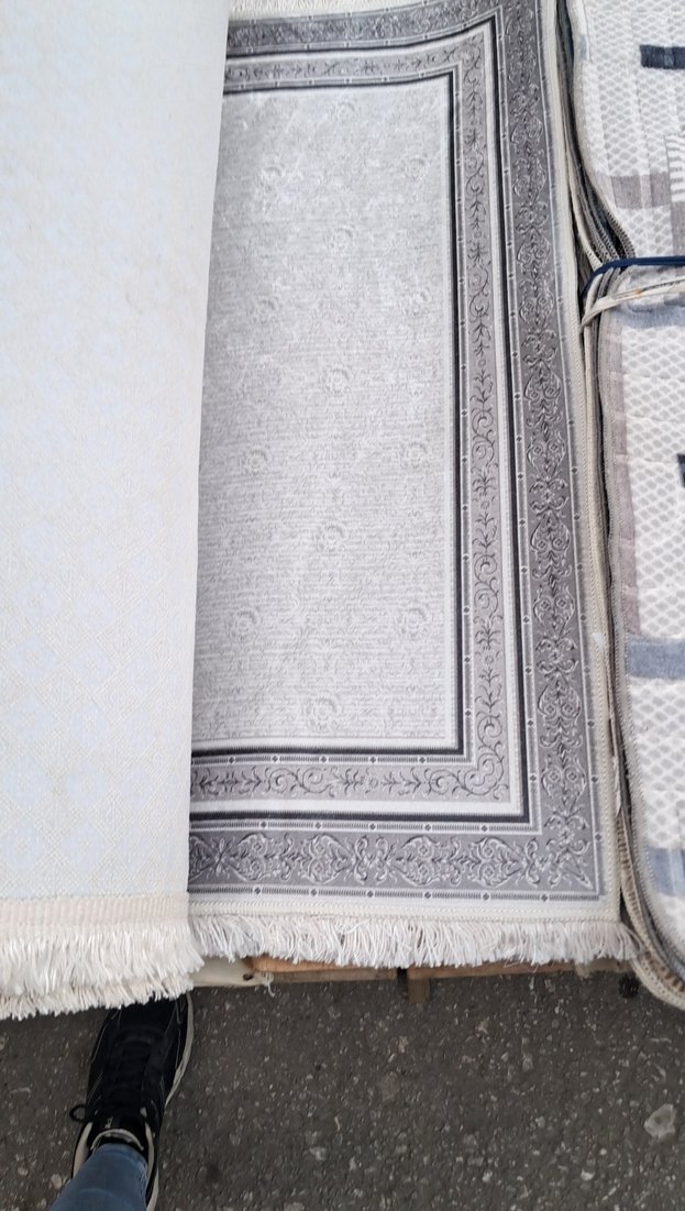 Gri Yılan Desenli Halı - Görsel 4