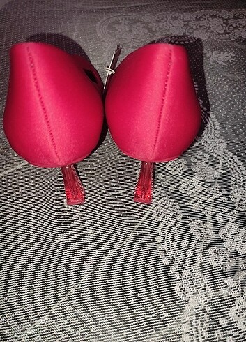 38 Beden kırmızı Renk Stradivarius Topuklu Ayakkabı