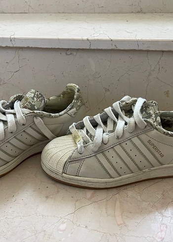 Yılan Desenli Beyaz Spor Ayakkabı - Görsel 5